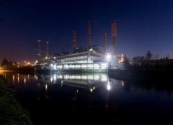 U.S. data centers consume many billions of kW hours of electricity every year. U.S. data centers consume many billions of kW hours of electricity every year.